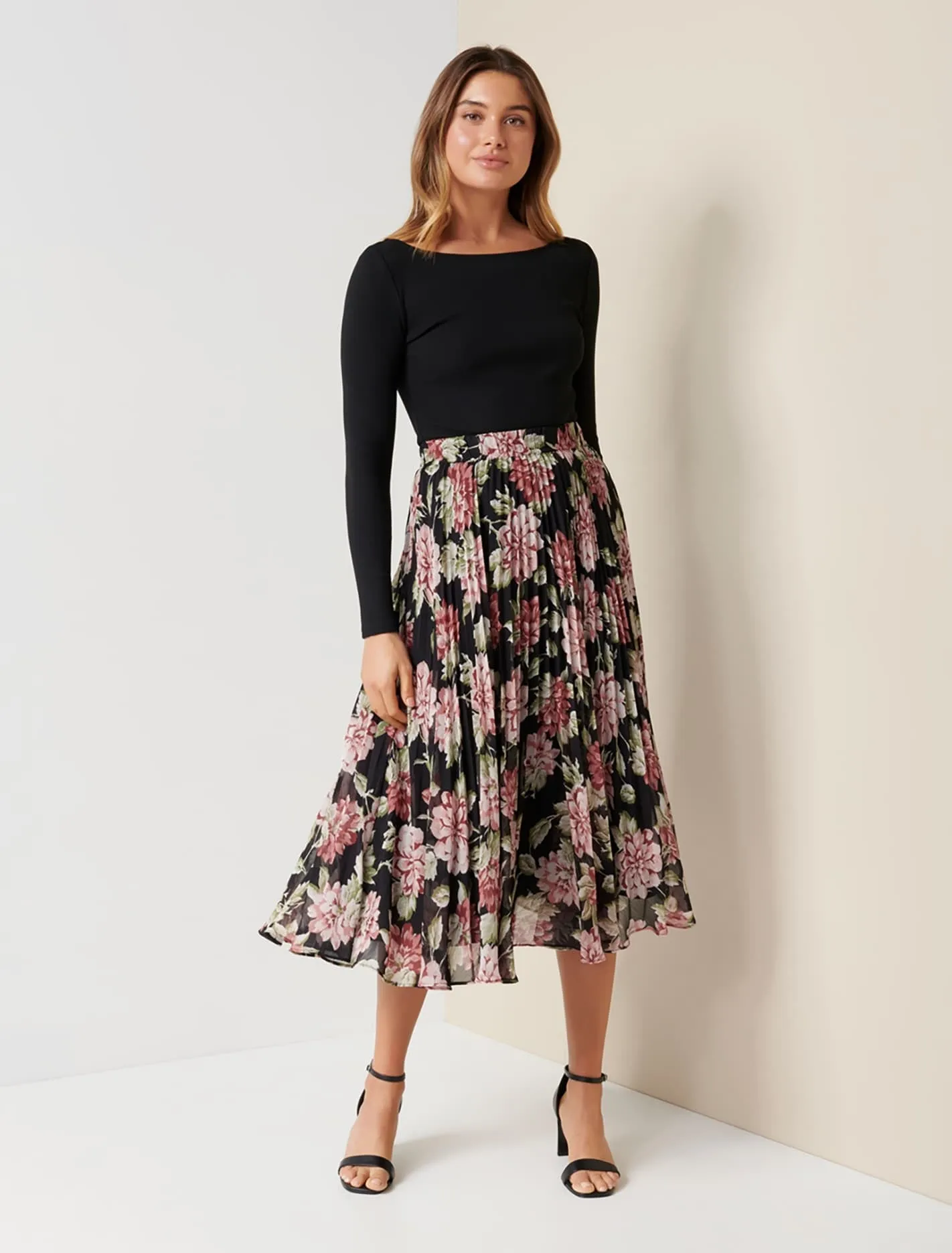 Lea Pleated Skirt